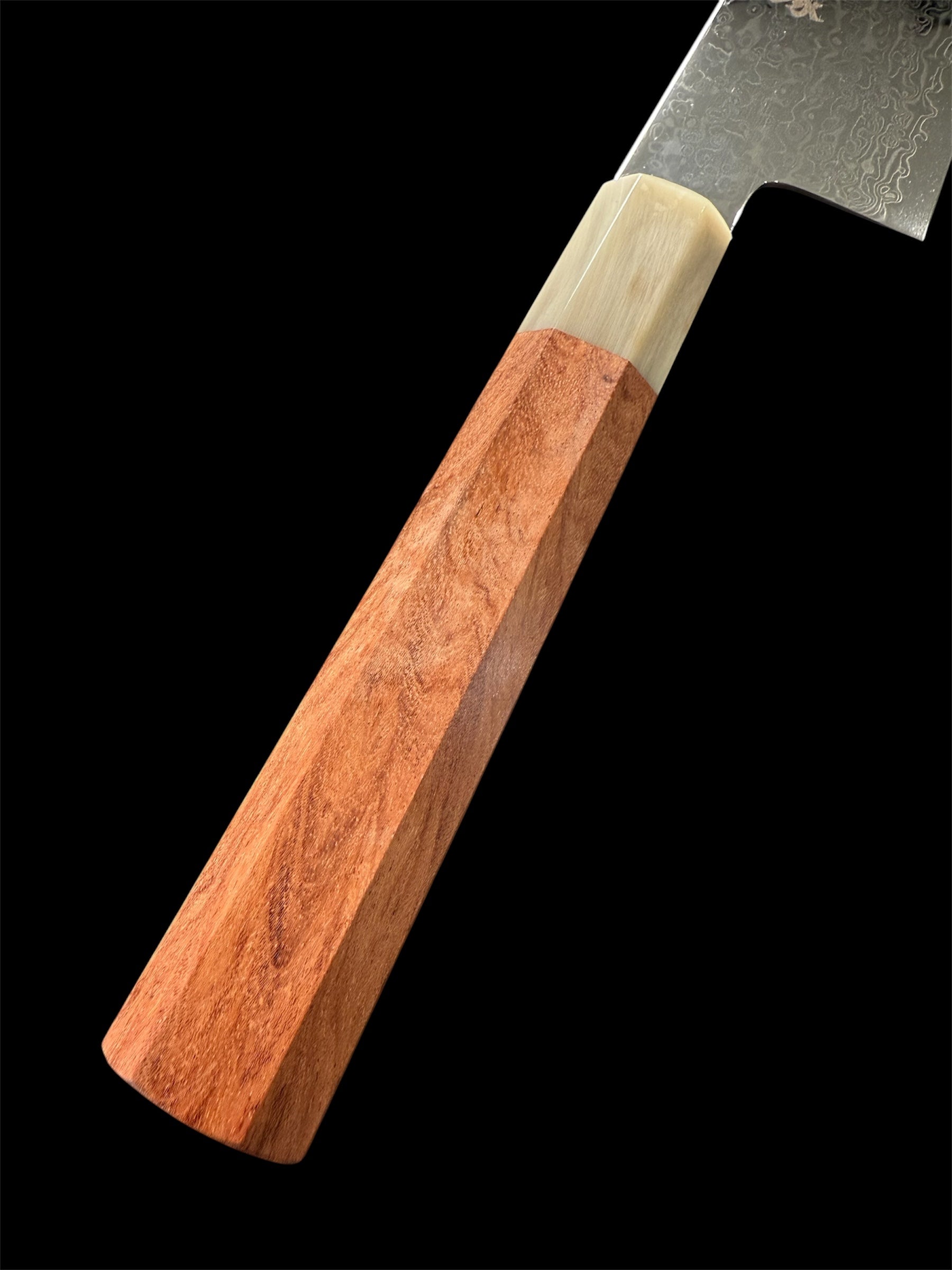 Ishizuka ORIGINAL Knife™ - Damascus N690 Rosewood + Buffalo - Gyuto Kiritsuke 210mm
